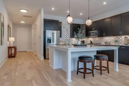 The Briar - Luxurious Condo Near Vanderbilt, Nashville Zewnętrze zdjęcie