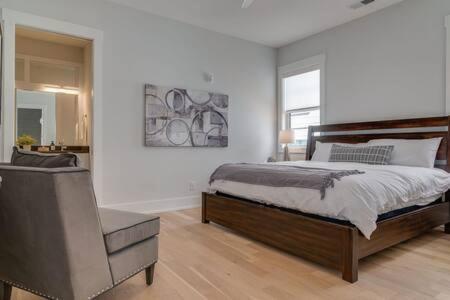 The Briar - Luxurious Condo Near Vanderbilt, Nashville Zewnętrze zdjęcie